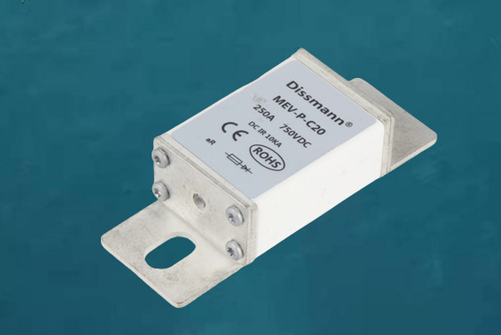 ऊर्जा भंडारण प्रणाली के लिए उच्च ब्रेकिंग क्षमता DC750V MEV फ्यूज