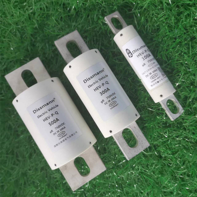 750VDC ऊर्जा भंडारण Dissmann 300Amp DC फ्यूज फाइबर ट्यूब सामग्री