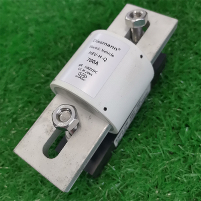 DC500V HEV फ्यूज और फ्यूज होल्डर हाई ब्रेकिंग क्षमता TUV प्रमाणित